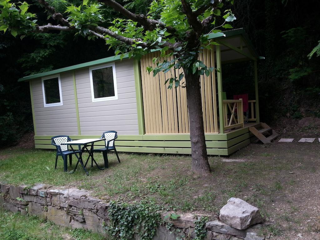 Camping Les Sources سان جان دو جارد الغرفة الصورة