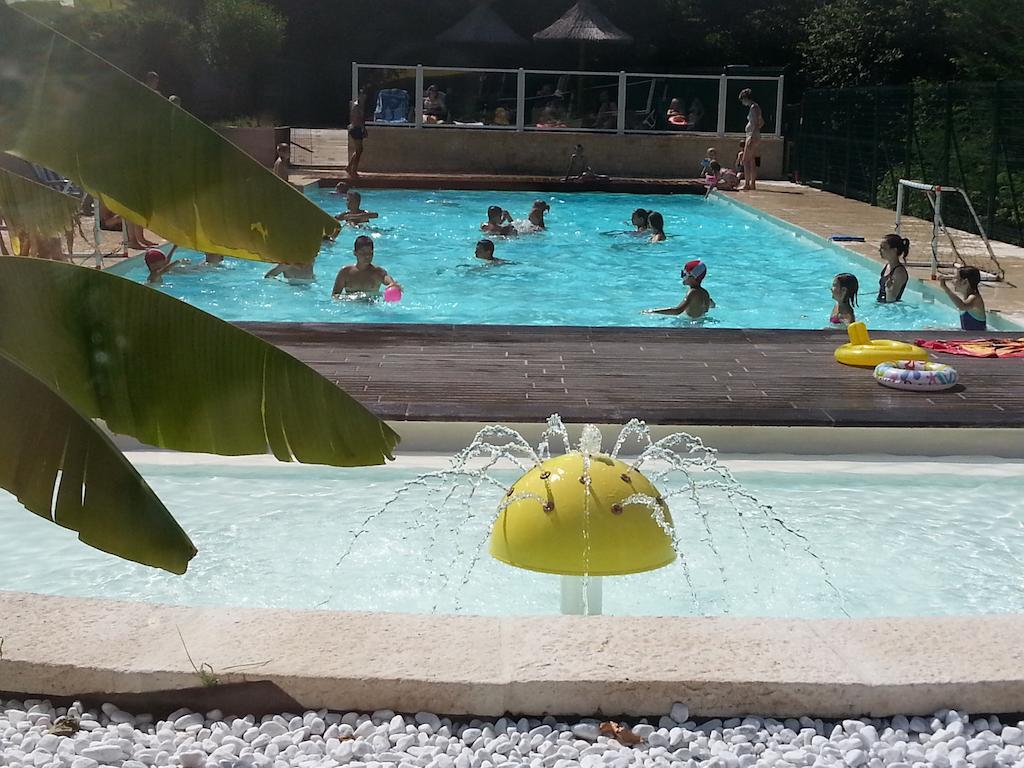 Camping Les Sources سان جان دو جارد المظهر الخارجي الصورة